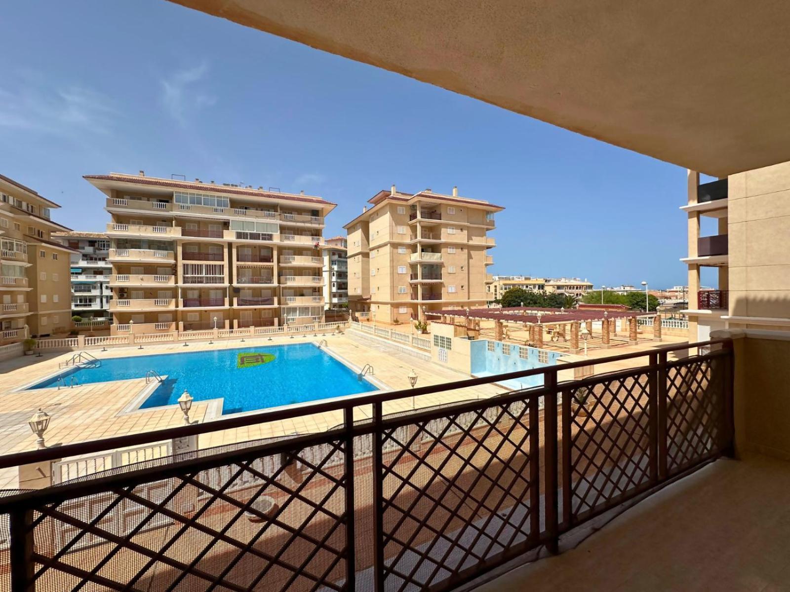 Cipres 4 Apartamento En Urbanizacion Con Piscina Τορεβιέχα Εξωτερικό φωτογραφία